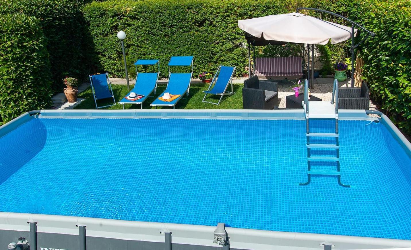 Depandance Con Piscina In Uso In Esclusivo In B&B SantʼAntonio Abate Exteriér fotografie